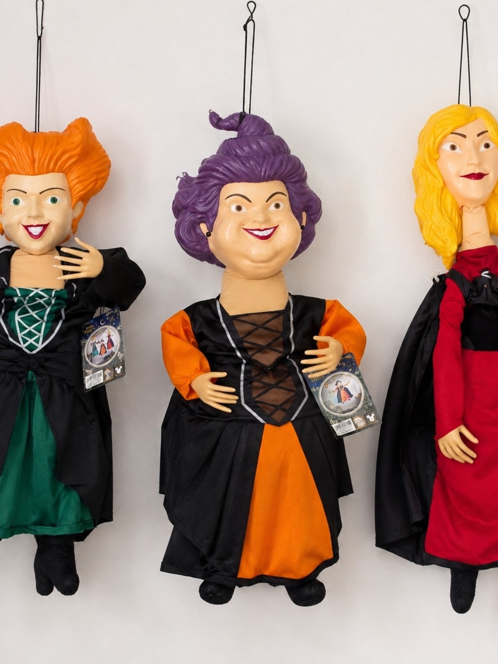 Disney Hocus Pocus Sanderson Sisters 3pc Hanging Decor Winifred Mary Sarah NWT